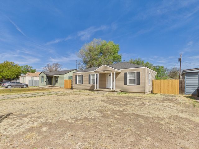 812 NE 2ND, Dumas, TX 79029