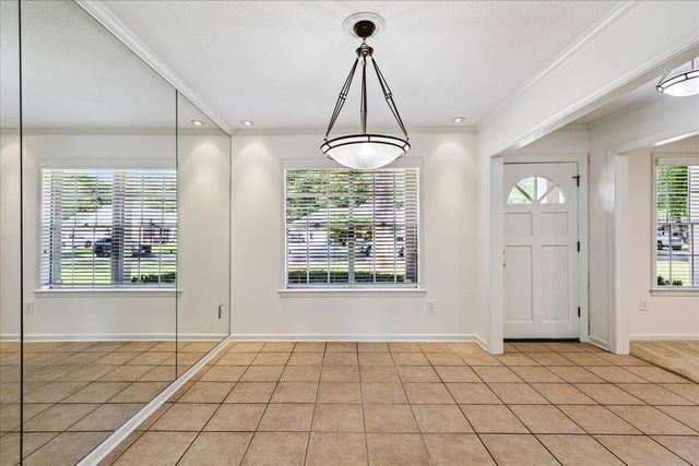 1656 E CHURCHILL DWNS, Germantown, TN 38138