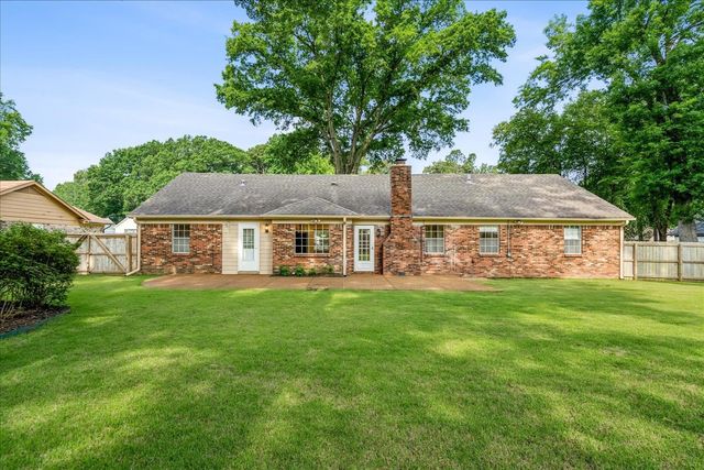 1656 E CHURCHILL DWNS, Germantown, TN 38138