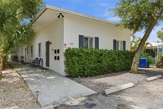 830 SE 14th St, Fort Lauderdale, FL 33316