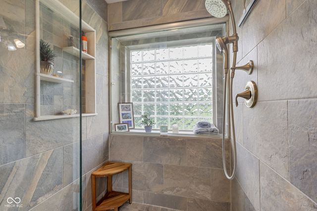 7435 Rooses Drive, Indianapolis, IN 46217