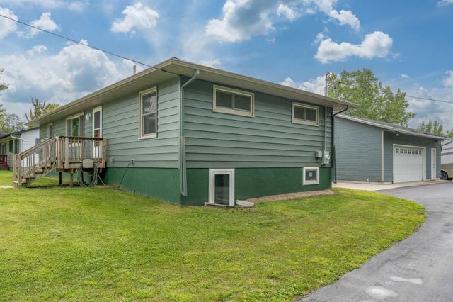 525 Harper Street, Mankato, MN 56001