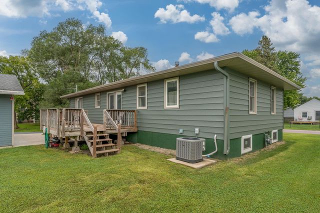 525 Harper Street, Mankato, MN 56001
