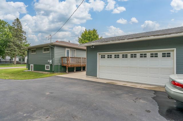 525 Harper Street, Mankato, MN 56001