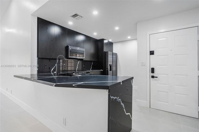 11781 SW 17 Ct, Miramar, FL 33025