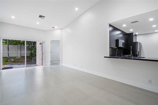 11781 SW 17 Ct, Miramar, FL 33025