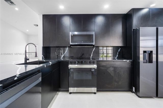 11781 SW 17 Ct, Miramar, FL 33025