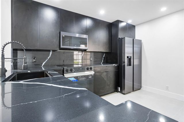 11781 SW 17 Ct, Miramar, FL 33025