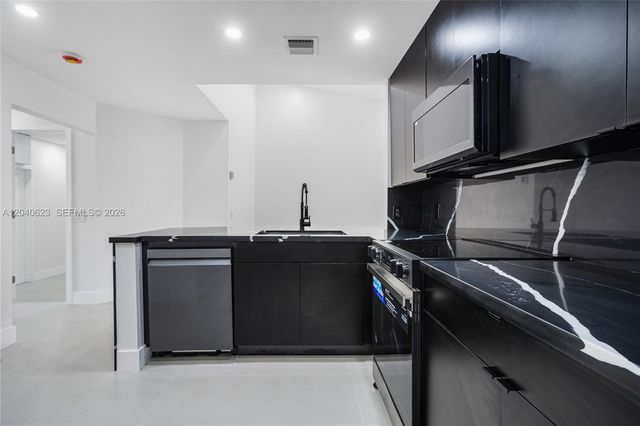 11781 SW 17 Ct, Miramar, FL 33025