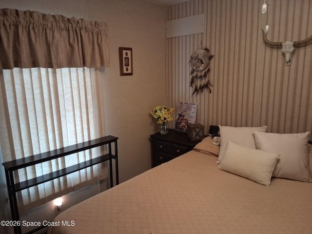 480 Egret Circle, Micco, FL 32976