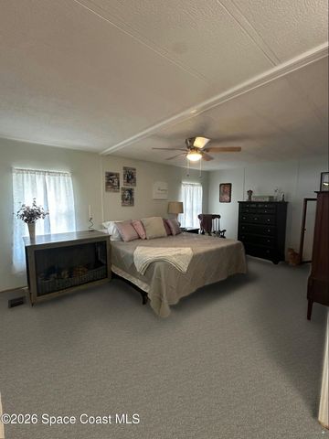 480 Egret Circle, Micco, FL 32976