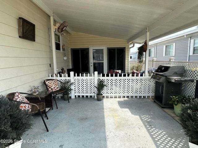 480 Egret Circle, Micco, FL 32976