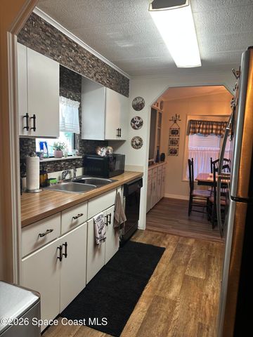 480 Egret Circle, Micco, FL 32976