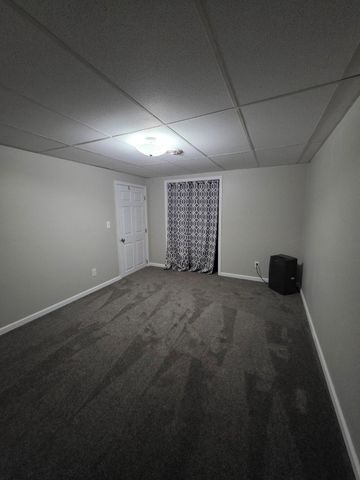 916 HILLTOP DR, Woodstock, VA 22664