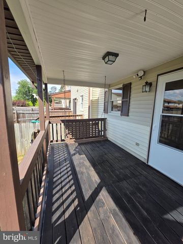 916 HILLTOP DR, Woodstock, VA 22664