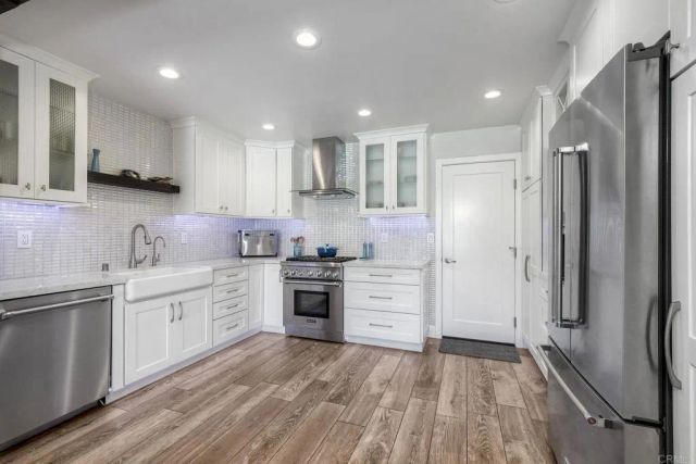 2339 Nicklaus Drive, Oceanside, CA 92056