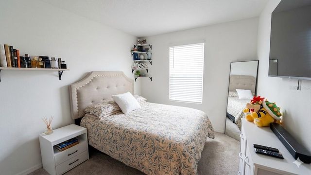 2994 CANARY AVENUE, Davenport, FL 33837