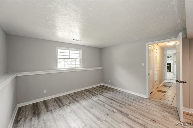 6406 Lothaire Ct, North Chesterfield, VA 23234