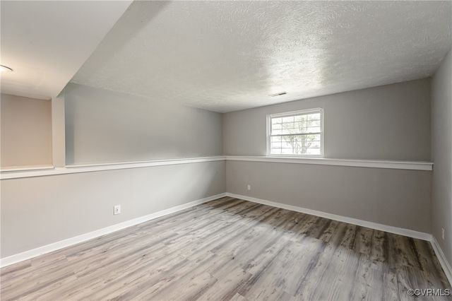 6406 Lothaire Ct, North Chesterfield, VA 23234