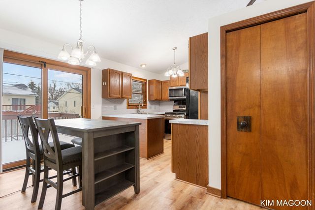 161 W 33rd Street, Holland City, MI 49423