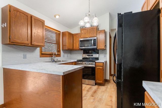 161 W 33rd Street, Holland City, MI 49423