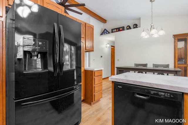 161 W 33rd Street, Holland City, MI 49423