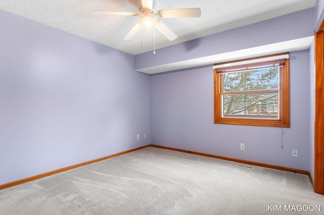 161 W 33rd Street, Holland City, MI 49423