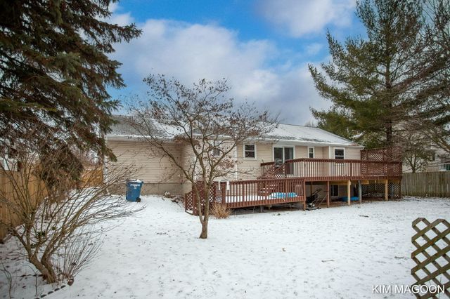 161 W 33rd Street, Holland City, MI 49423