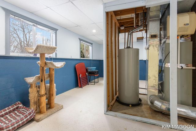 161 W 33rd Street, Holland City, MI 49423