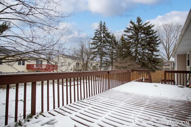 161 W 33rd Street, Holland City, MI 49423