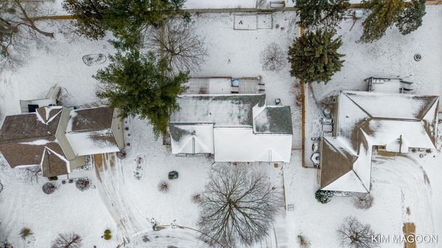 161 W 33rd Street, Holland City, MI 49423