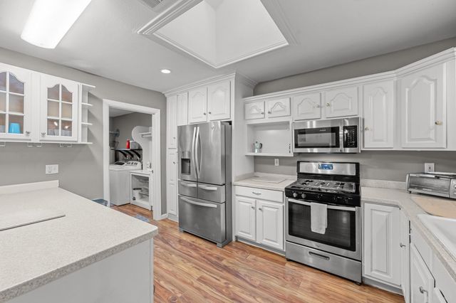 2815 Jack Johnson Boulevard, Galveston, TX 77550