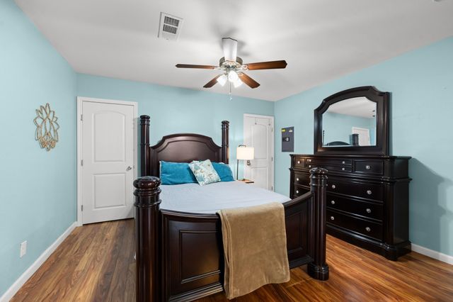 2815 Jack Johnson Boulevard, Galveston, TX 77550
