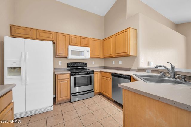 8544 W Cherry Hills Drive, Peoria, AZ 85345