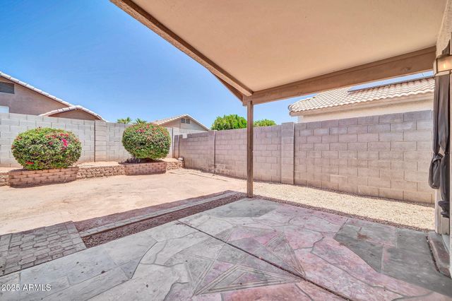 8544 W Cherry Hills Drive, Peoria, AZ 85345