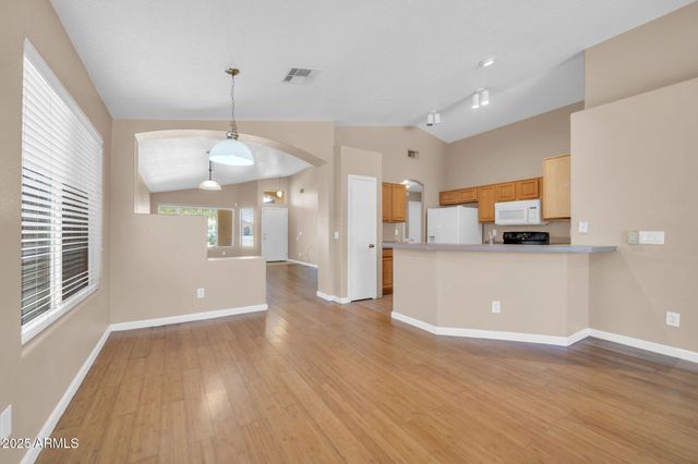 8544 W Cherry Hills Drive, Peoria, AZ 85345