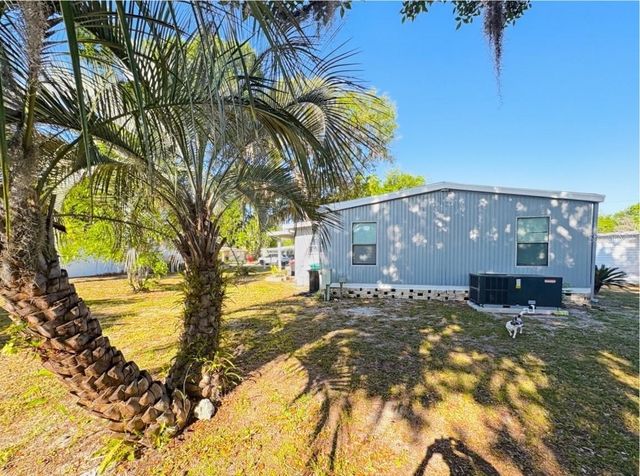 108 N TIMBER TRAIL, Wildwood, FL 34785