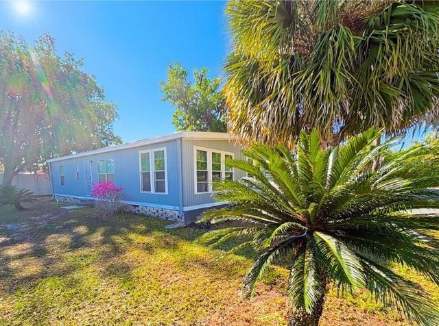 108 N TIMBER TRAIL, Wildwood, FL 34785