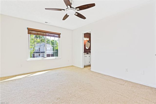 508 Kemp LNDG, Suffolk, VA 23434