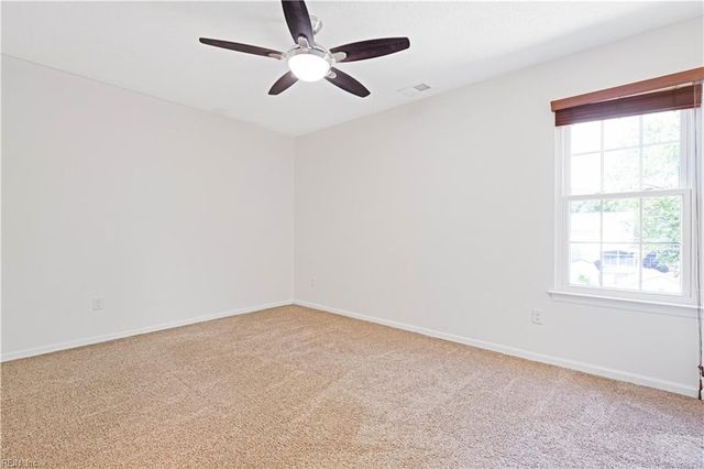 508 Kemp LNDG, Suffolk, VA 23434