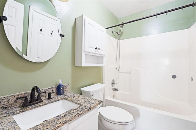 508 Kemp LNDG, Suffolk, VA 23434