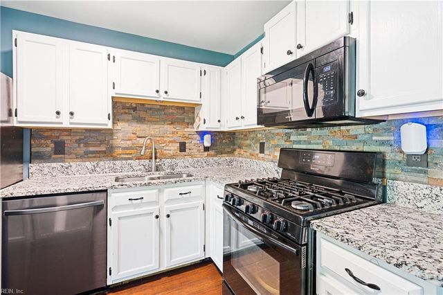 508 Kemp LNDG, Suffolk, VA 23434