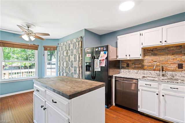 508 Kemp LNDG, Suffolk, VA 23434