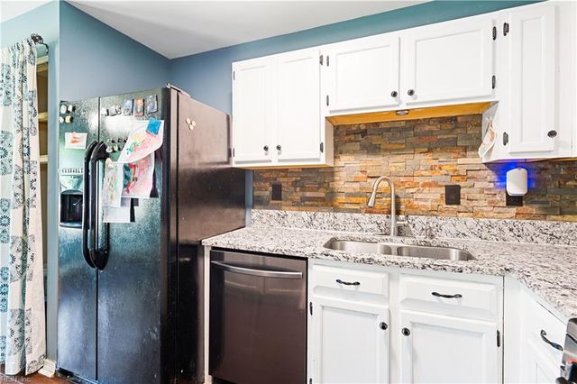 508 Kemp LNDG, Suffolk, VA 23434