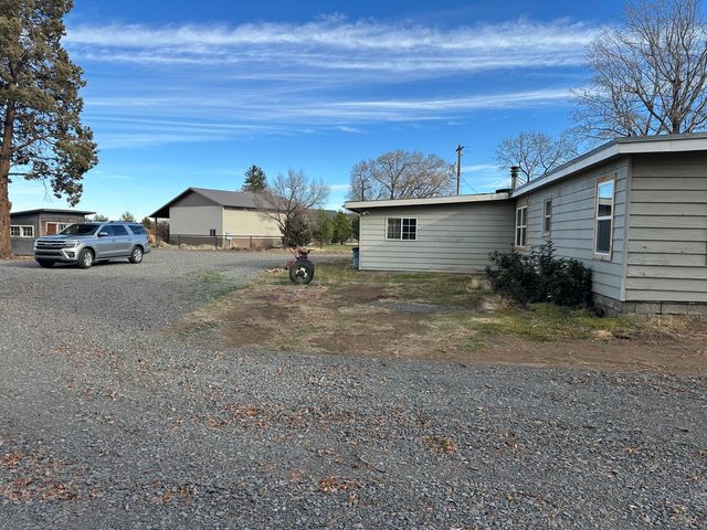 21430 Highway 20, Bend, OR 97701