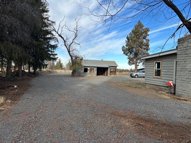 21430 Highway 20, Bend, OR 97701