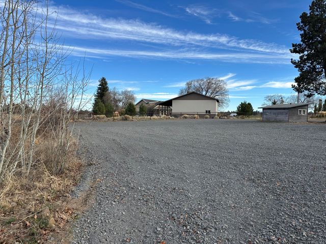 21430 Highway 20, Bend, OR 97701