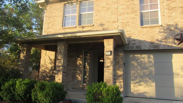 701 Hollow Rdg, Schertz, TX 78108