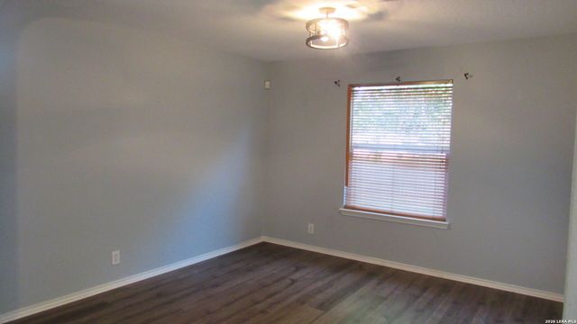 701 Hollow Rdg, Schertz, TX 78108