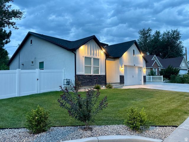 1167 S HAIGHT CREEK DR, Kaysville, UT 84037